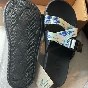 Women’s size 10 Chaco slide